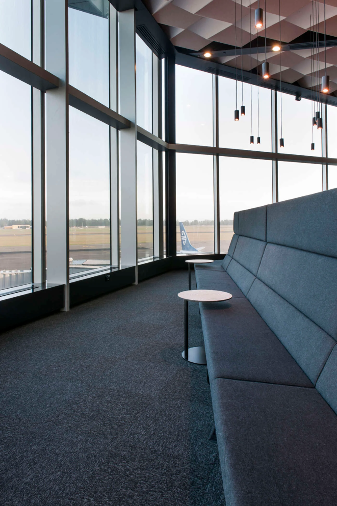 Hangover Table - Image 4