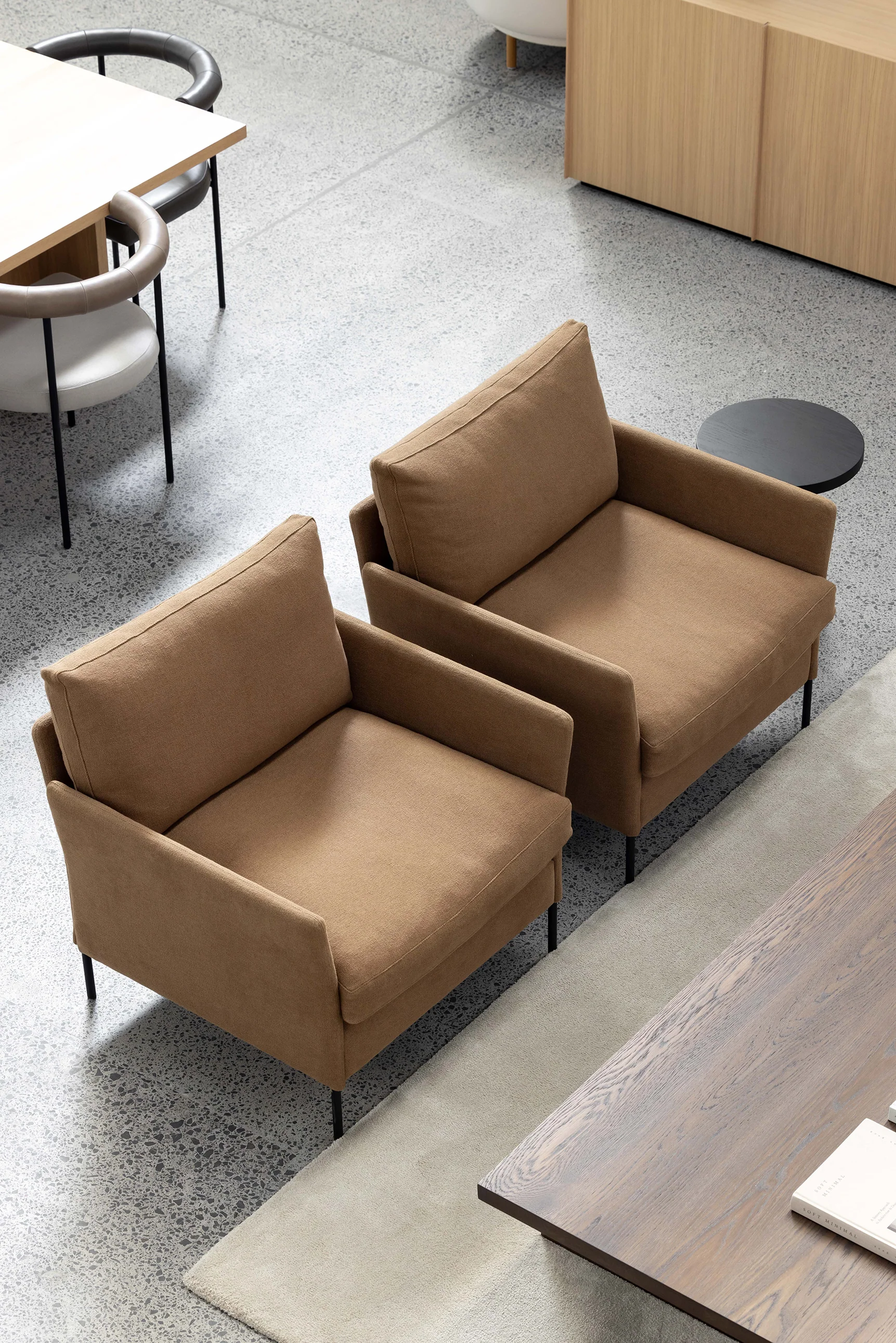 Outline Chair - Image 6