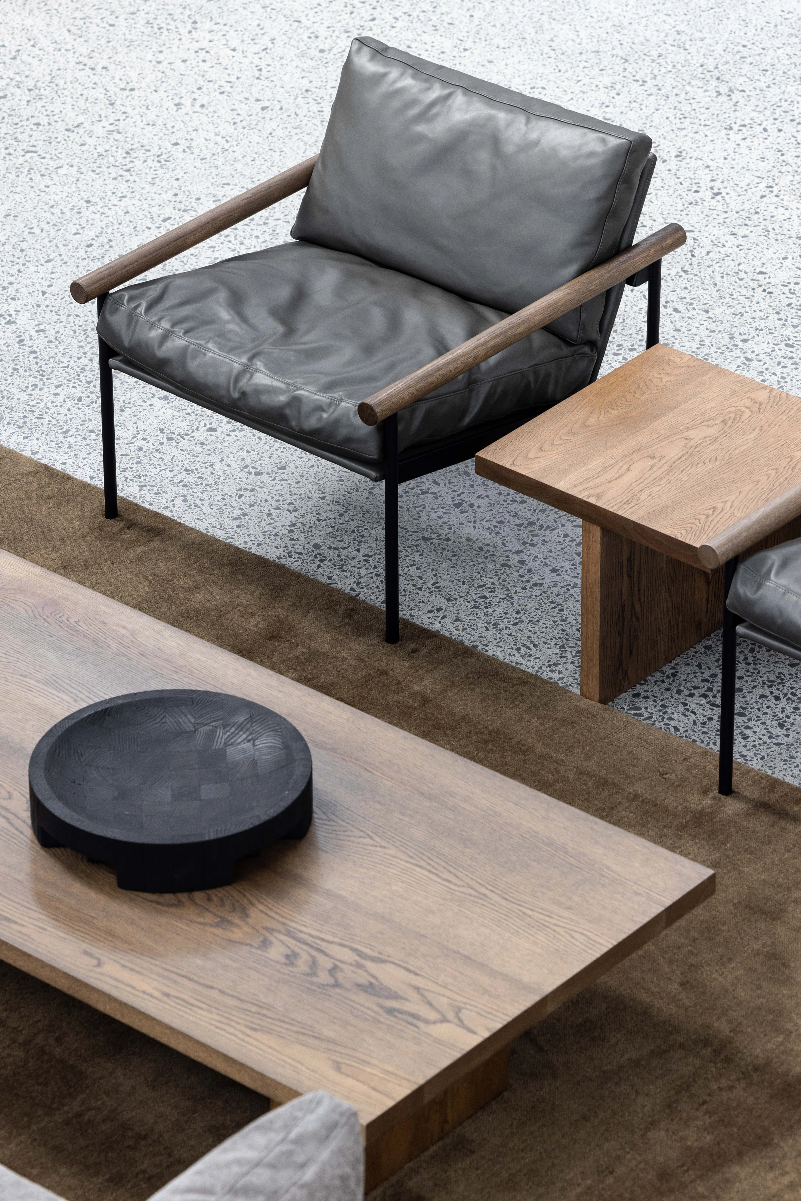 Parallel Chair - Image 8