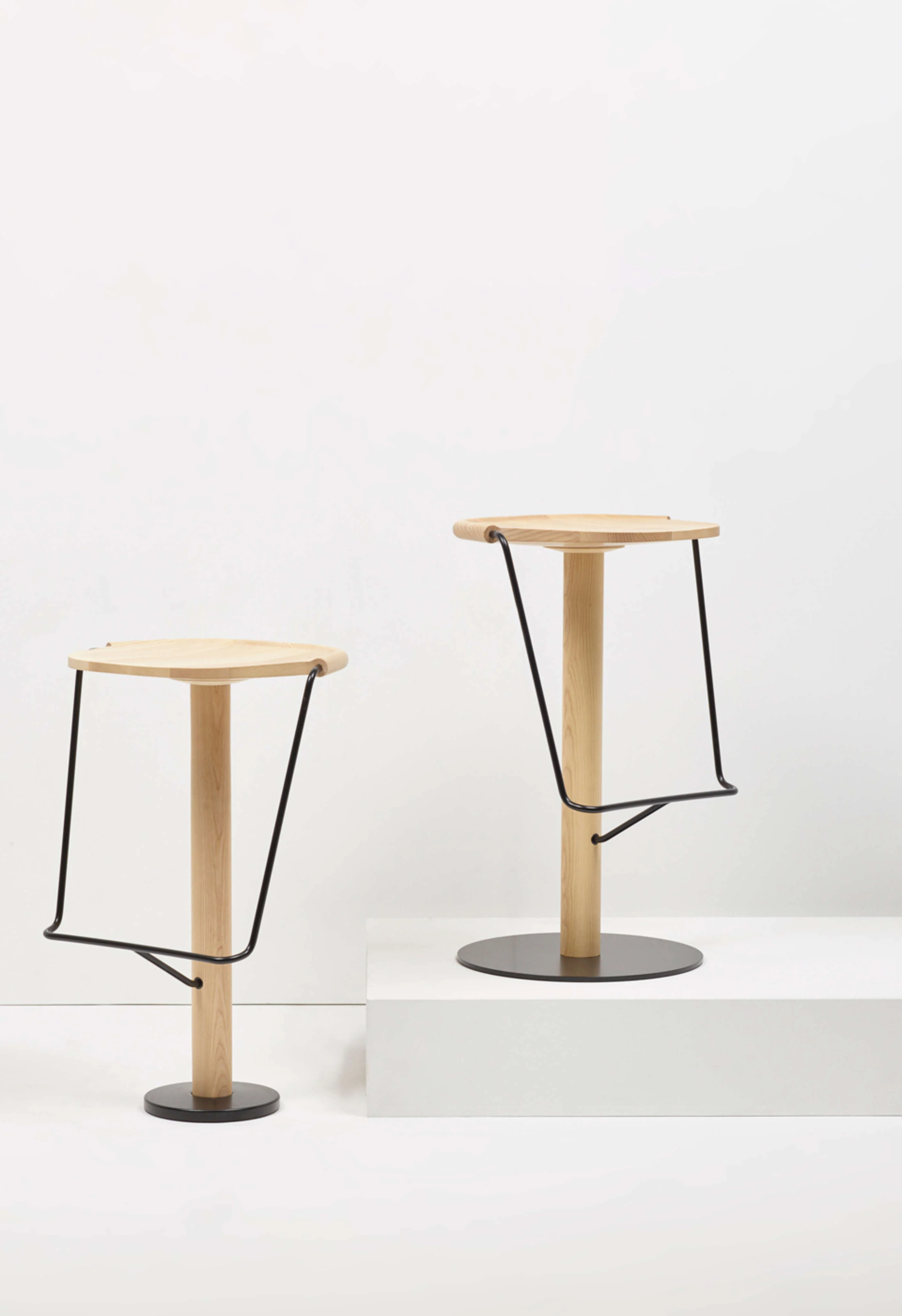 Uncino Stool - Image 3